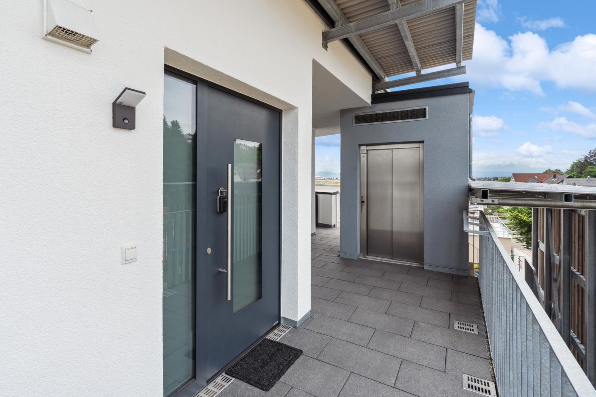 Apartment Anytime - Penthouse Mit Terrasse Und Bergsicht Friedrichshafen